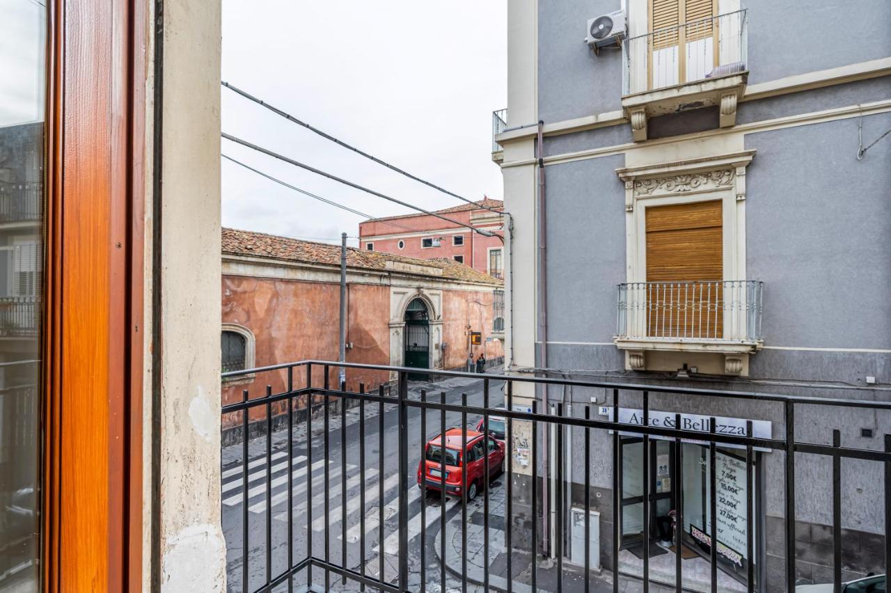 Catania Central And Comfy Apartments Kültér fotó