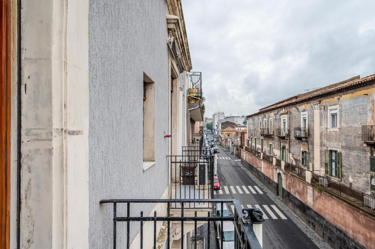 Catania Central And Comfy Apartments Kültér fotó